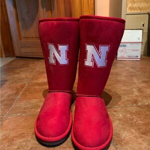 Nebraska Huskers suede boots.